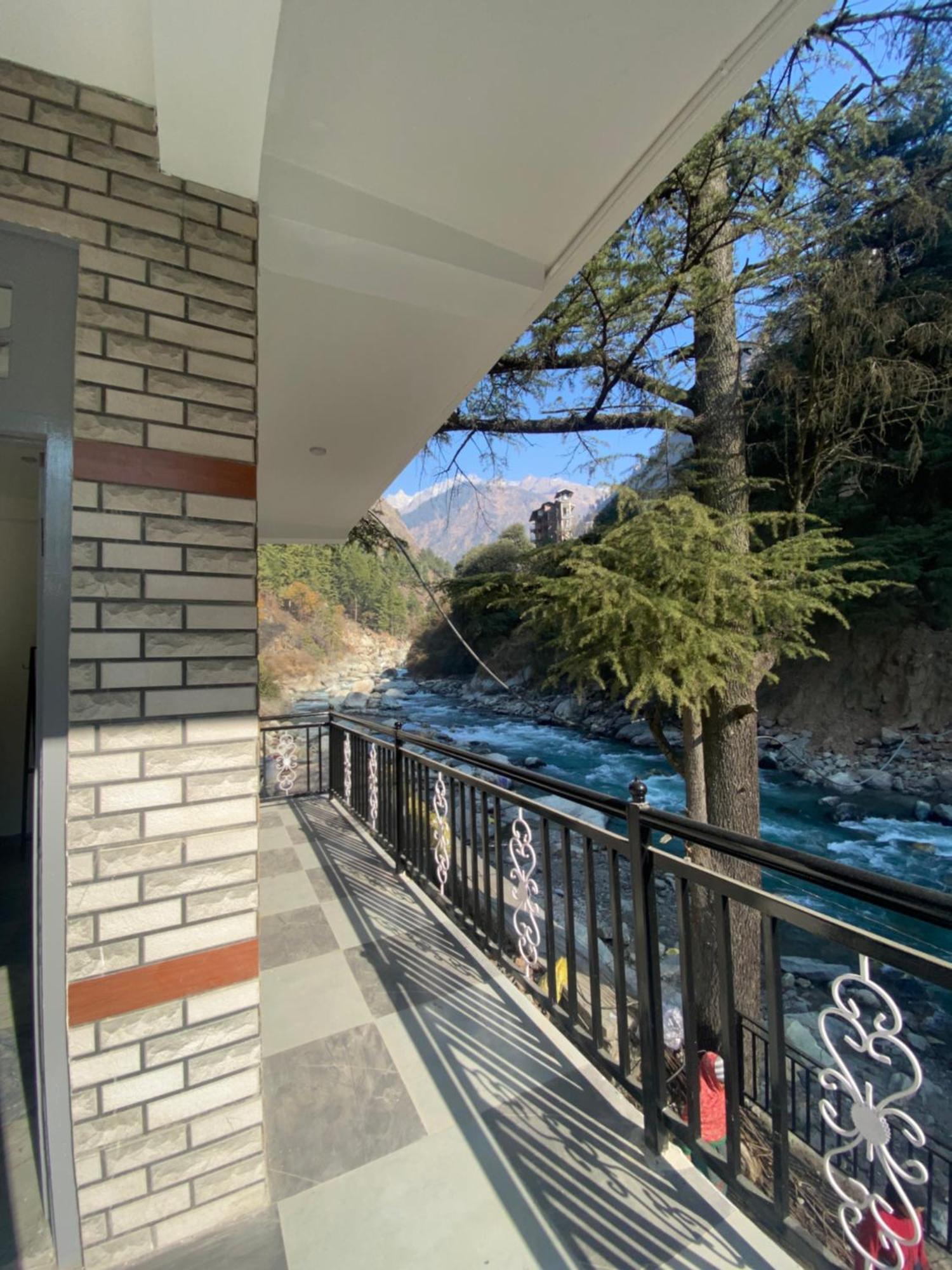 Hom House Of Mannmauji Riverside Kasol Ngoại thất bức ảnh